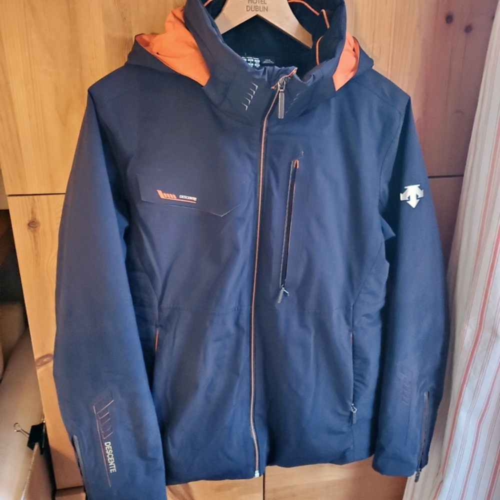 Descente Men's Navy Josh Ski Jacket size Small